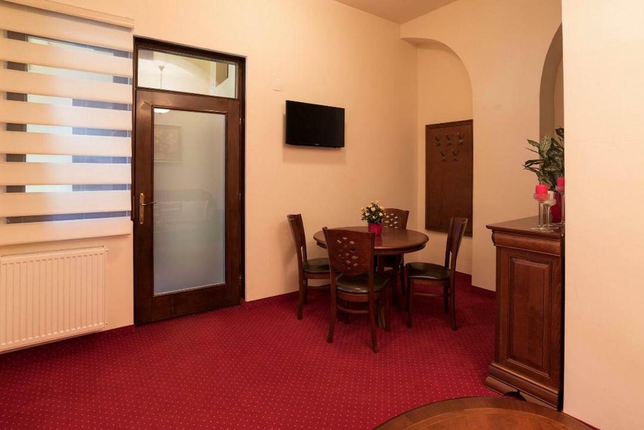 Apartament Baroc Timişoara Exterior foto